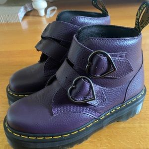 Dr martens platform Devon heart boots purple